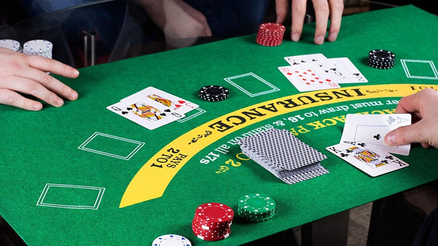Khám phá cách chơi bài tiến lên hấp dẫn cùng Lucky88